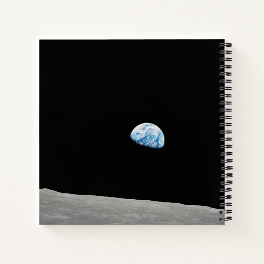 Die Erde erhebt sich über dem Mondlicht. Notizblock (Rückseite)