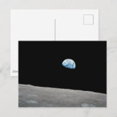 Die Erde erhebt sich über dem Mondlicht. Postkarte (Vorne/Hinten)