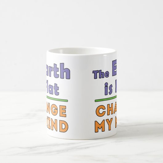 Die Erde ist die Tasse des Flachkaffees (Mittel)