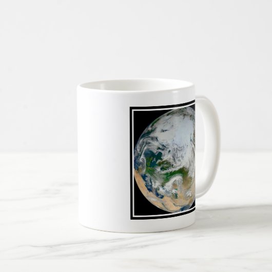 Die Erde mit der Arktis, Europa und Asien. Kaffeetasse (VorderseiteRechts)