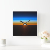 Die Erde Sonnenaufgang vom Rand der Uhr des Weltra (Zuhause)