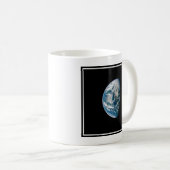 Die Erde wurde aus dem Apollo 13 Raumfahrzeug geno Kaffeetasse (VorderseiteRechts)