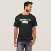 Die Erholung nach der Verletzung: Operation wird w T-Shirt (Vorne ganz)