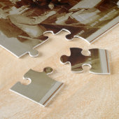 Die Erholungs-Raum des Jungen beim tauben und Puzzle (Seite)