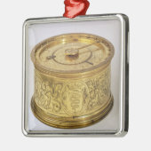 Die erste feder-getriebene Uhr mit Sicherung, 1525 Ornament Aus Metall (Links)