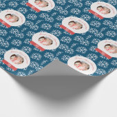 Die ersten Snowglobe-Schneeflocken des Babys Geschenkpapier (Ecke)