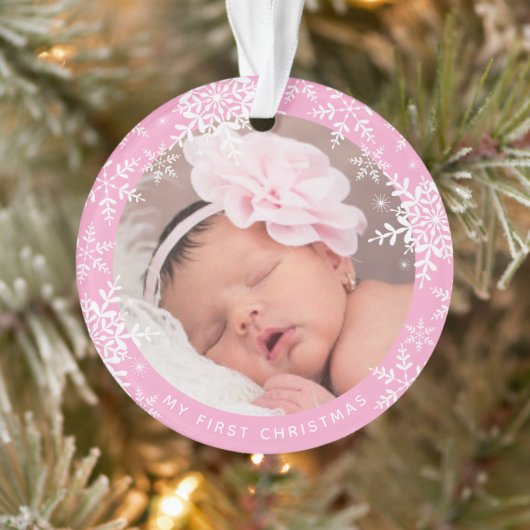 Die ersten Weihnachtsschneeflocken des Babys auf R Ornament (Baum)