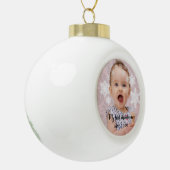 Die ersten Weihnachtsschneeflocken des Babys Keramik Kugel-Ornament (Links)