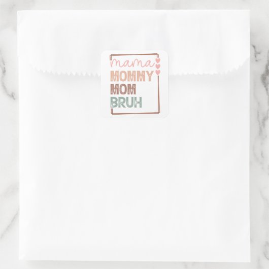 Die Evolution der Mama: Von Mama bis Bruh Quadratischer Aufkleber (Tasche)