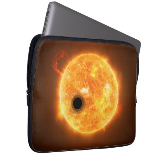 Die Exoplanet Wasp-107b ist ein Gasriese Laptopschutzhülle (Vorne Rechts)