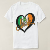 Die Fahne "Irish Heart" und das Kleeblatt St. Patr T-Shirt (Design vorne)