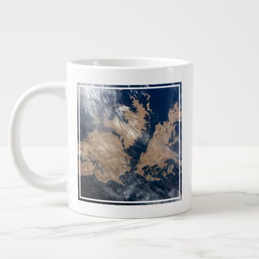 Die Falklandinseln (Insel Malvinas). Jumbo-Tasse (Links)