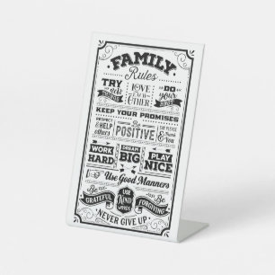 Die Familie regiert Schwarz und Weiß Sockelschild