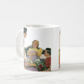 Die Familie Retro serviert Mama Frühstück im Bett Kaffeetasse (Vorderseite Links)