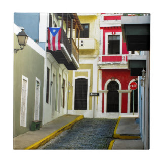 die Farbe von altem San Juan Puerto Rico Fliese