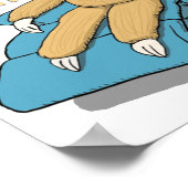 Die faulste Sloth der Funny World in Recliner Poster (Ecke)