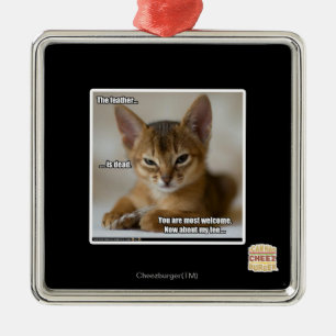 Die Feder ist tot. Silbernes Ornament