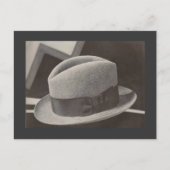 Die Fedora Postkarte (Vorderseite)