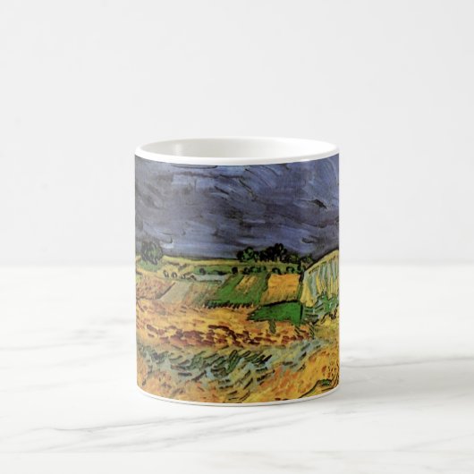 Die Felder von Vincent van Gogh Kaffeetasse (Mittel)