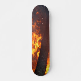 Die Flammenrolle gelassen Skateboard