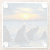 Die Flasche-gerochenen Delphine im Glasuntersetzer (Rückseite)