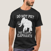 Die flauschigen Elefanten, die sich von der weißen T-Shirt (Vorderseite)