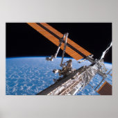 Die Flügel der Canadarm2- und Solarpaneele Poster (Vorne)