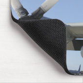 Die Flügel eines LC-130 Hercules Mousepad (Ecke)