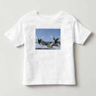 Die Flügel eines LC-130 Herkules Kleinkind T-shirt