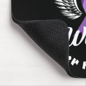 Die Flügel meines Großvaters decken meine Awarene  Mousepad (Ecke)