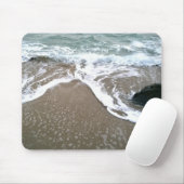 Die Flut, die Ashore über den Felsen spült Mousepad (Mit Mouse)
