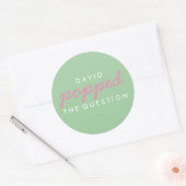 Die Frageopcorn-Begrüßungstafel-Aufkleber geklebt Runder Aufkleber (Umschlag)