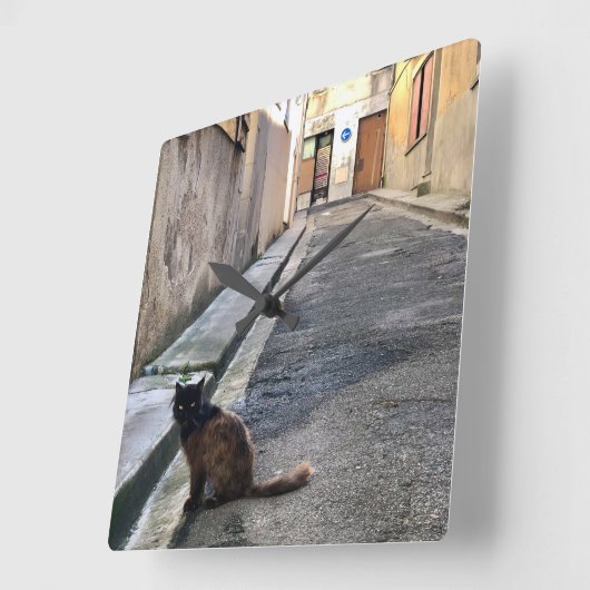 Die französische Katze Quadratische Wanduhr (Winkel)