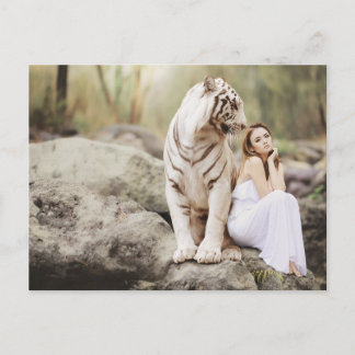 Die Frau und der Tiger — Postkarte