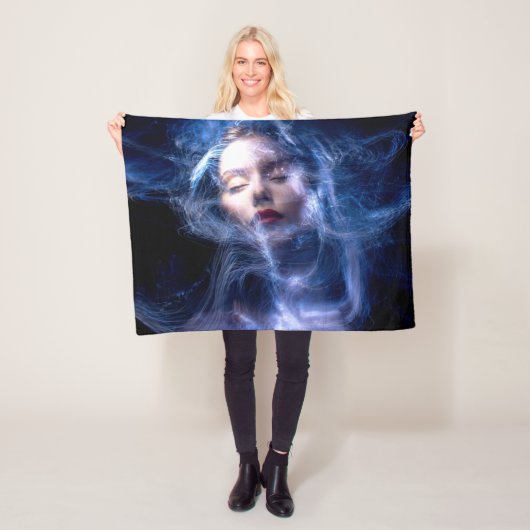 Die Frauen sehen leicht gemalt Fleecedecke (Beispiel)