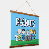 Die Freunde von Erdnüssen in einer Reihe Wandteppich Mit Holzrahmen (Gewinkelt)