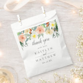 Die Frühjahrssammlung blüht auf Geschenktütchen (Ausgeschnitten)