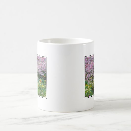Die Frühlingszeit im Garten von Claude Monet Kaffeetasse (Mittel)