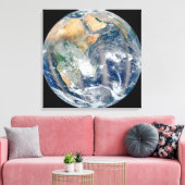 Die ganze Erde, die die östliche Hemisphäre zeigt. Leinwanddruck (Insitu (Wohnzimmer))