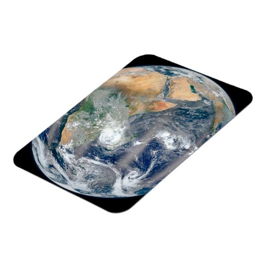 Die ganze Erde, die die östliche Hemisphäre zeigt. Magnet (Linke Seite)