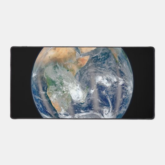 Die ganze Erde, die die östliche Hemisphäre zeigt. Schreibtischunterlage (Vorderseite)