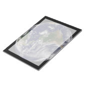 Die ganze Erde mit tropischen Stürmen im Atlantik Notizblock (angewinkelt)