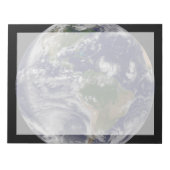 Die ganze Erde mit tropischen Stürmen im Atlantik Notizblock (Vorderseite)