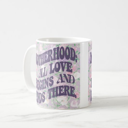 Die ganze Liebe beginnt mit dem Blumendesign des M Kaffeetasse (Vorderseite Links)