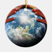 Die ganze Welt in seinen Händen Keramik Ornament (Vorne)