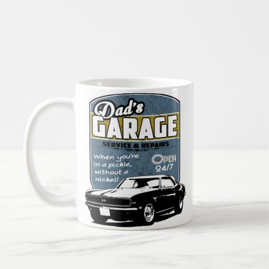 Die Garage des Vaters schwarzes u. weißes Camaro Kaffeetasse (Links)