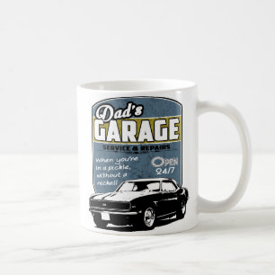 Die Garage des Vaters schwarzes u. weißes Camaro Kaffeetasse