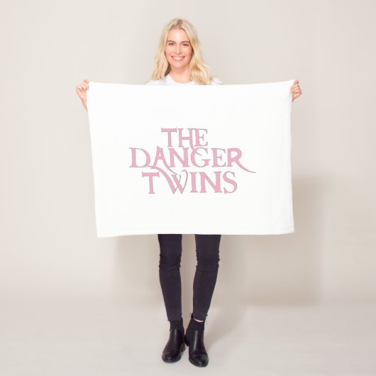 Die Gefahren: Cotton Candy (hellrosa) Fleecedecke (Beispiel)