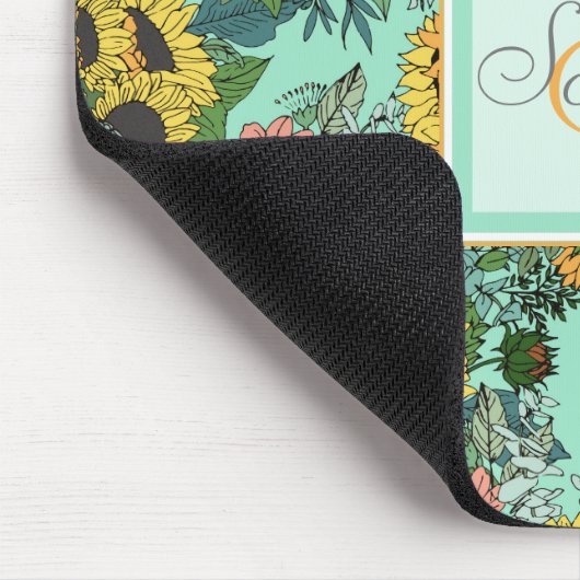 Die gelben und rosa Rosen sind in einem angesagten Mousepad (Ecke)