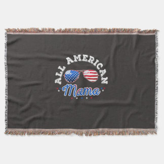 Die gesamte amerikanische Mama-Familie am 4. Juli Decke